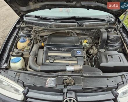 Чорний Фольксваген Гольф, об'ємом двигуна 1.39 л та пробігом 298 тис. км за 4200 $, фото 6 на Automoto.ua