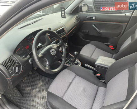 Чорний Фольксваген Гольф, об'ємом двигуна 1.39 л та пробігом 266 тис. км за 3800 $, фото 5 на Automoto.ua