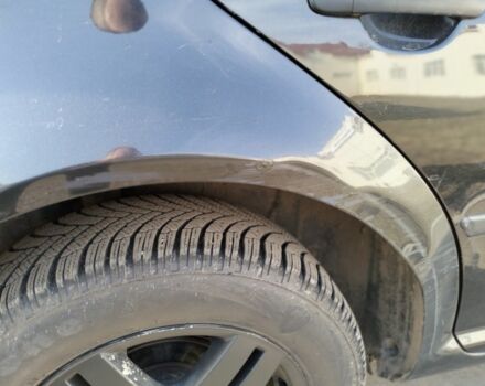 Черный Фольксваген Гольф, объемом двигателя 1.4 л и пробегом 322 тыс. км за 3900 $, фото 5 на Automoto.ua