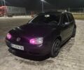 Черный Фольксваген Гольф, объемом двигателя 1.4 л и пробегом 220 тыс. км за 2802 $, фото 5 на Automoto.ua