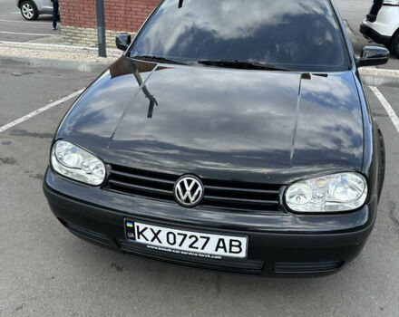 Черный Фольксваген Гольф, объемом двигателя 1.6 л и пробегом 210 тыс. км за 4700 $, фото 7 на Automoto.ua