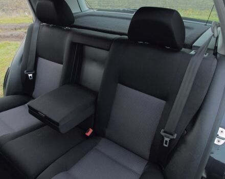 Черный Фольксваген Гольф, объемом двигателя 1.4 л и пробегом 250 тыс. км за 5000 $, фото 13 на Automoto.ua