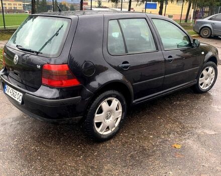 Черный Фольксваген Гольф, объемом двигателя 1.6 л и пробегом 240 тыс. км за 4500 $, фото 4 на Automoto.ua