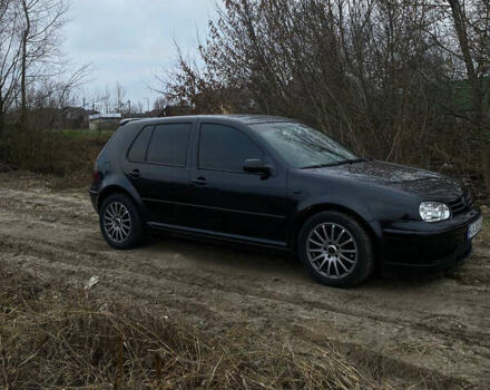 Черный Фольксваген Гольф, объемом двигателя 1.6 л и пробегом 274 тыс. км за 4600 $, фото 5 на Automoto.ua