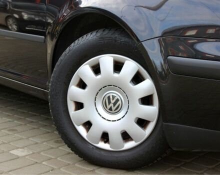 Черный Фольксваген Гольф, объемом двигателя 1.6 л и пробегом 251 тыс. км за 4499 $, фото 2 на Automoto.ua