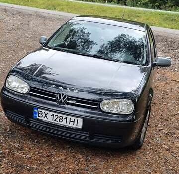 Черный Фольксваген Гольф, объемом двигателя 1.6 л и пробегом 271 тыс. км за 4300 $, фото 12 на Automoto.ua