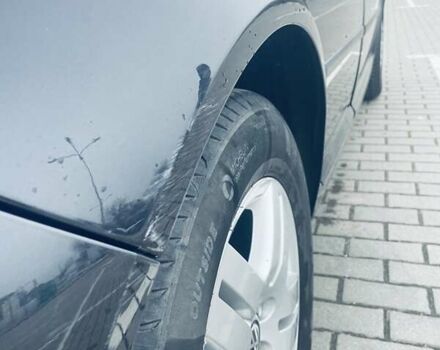 Черный Фольксваген Гольф, объемом двигателя 1.6 л и пробегом 288 тыс. км за 4300 $, фото 11 на Automoto.ua