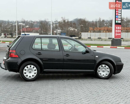 Черный Фольксваген Гольф, объемом двигателя 1.39 л и пробегом 267 тыс. км за 4150 $, фото 22 на Automoto.ua