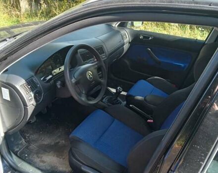 Черный Фольксваген Гольф, объемом двигателя 1.6 л и пробегом 168 тыс. км за 4500 $, фото 10 на Automoto.ua