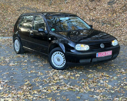 Черный Фольксваген Гольф, объемом двигателя 1.39 л и пробегом 231 тыс. км за 3799 $, фото 89 на Automoto.ua