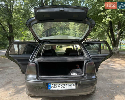 Черный Фольксваген Гольф, объемом двигателя 1.39 л и пробегом 217 тыс. км за 4200 $, фото 13 на Automoto.ua