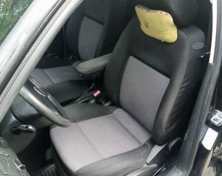 Черный Фольксваген Гольф, объемом двигателя 1.6 л и пробегом 291 тыс. км за 4299 $, фото 32 на Automoto.ua