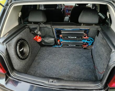 Черный Фольксваген Гольф, объемом двигателя 1.4 л и пробегом 247 тыс. км за 4500 $, фото 6 на Automoto.ua