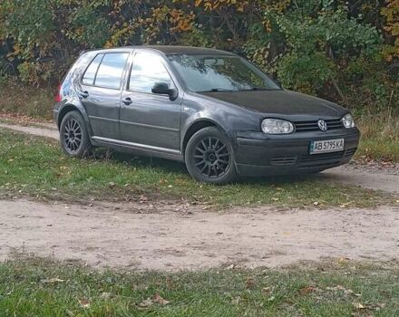 Черный Фольксваген Гольф, объемом двигателя 1.6 л и пробегом 168 тыс. км за 4500 $, фото 7 на Automoto.ua