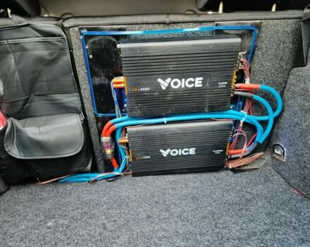 Черный Фольксваген Гольф, объемом двигателя 1.4 л и пробегом 247 тыс. км за 4500 $, фото 7 на Automoto.ua