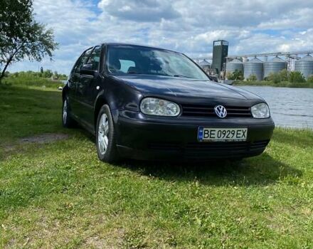 Черный Фольксваген Гольф, объемом двигателя 1.6 л и пробегом 282 тыс. км за 4000 $, фото 3 на Automoto.ua