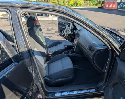 Чорний Фольксваген Гольф, об'ємом двигуна 1.6 л та пробігом 223 тис. км за 4500 $, фото 11 на Automoto.ua