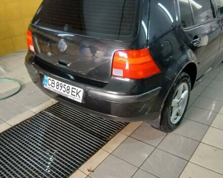 Черный Фольксваген Гольф, объемом двигателя 1.6 л и пробегом 286 тыс. км за 4800 $, фото 1 на Automoto.ua