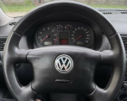 Черный Фольксваген Гольф, объемом двигателя 1.6 л и пробегом 253 тыс. км за 3999 $, фото 15 на Automoto.ua