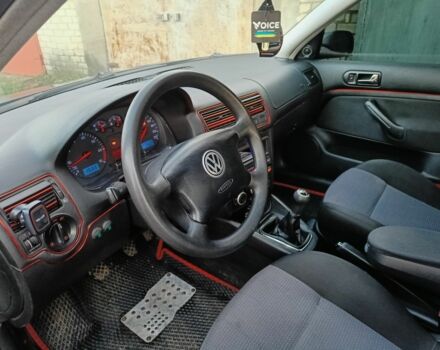 Черный Фольксваген Гольф, объемом двигателя 1.4 л и пробегом 247 тыс. км за 4500 $, фото 5 на Automoto.ua