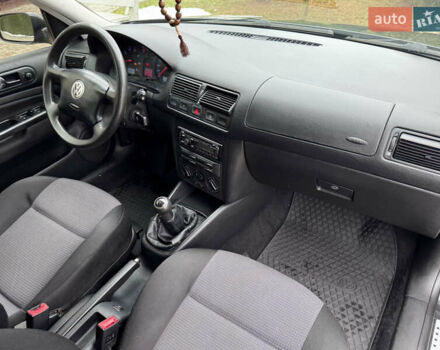 Черный Фольксваген Гольф, объемом двигателя 1.39 л и пробегом 197 тыс. км за 3997 $, фото 48 на Automoto.ua