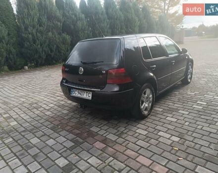 Черный Фольксваген Гольф, объемом двигателя 1.6 л и пробегом 227 тыс. км за 4550 $, фото 7 на Automoto.ua