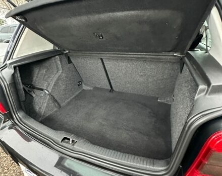 Черный Фольксваген Гольф, объемом двигателя 1.4 л и пробегом 238 тыс. км за 4300 $, фото 17 на Automoto.ua