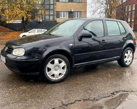 Черный Фольксваген Гольф, объемом двигателя 1.6 л и пробегом 240 тыс. км за 4500 $, фото 2 на Automoto.ua