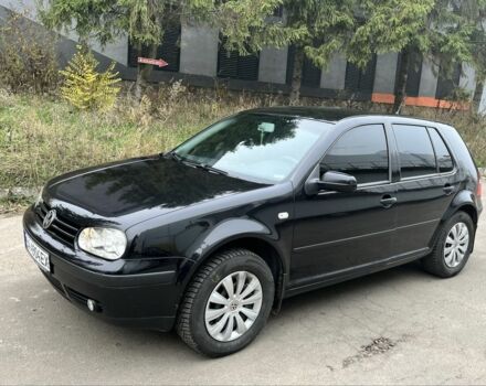 Черный Фольксваген Гольф, объемом двигателя 1.6 л и пробегом 213 тыс. км за 4750 $, фото 2 на Automoto.ua