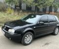 Черный Фольксваген Гольф, объемом двигателя 1.6 л и пробегом 213 тыс. км за 4750 $, фото 2 на Automoto.ua