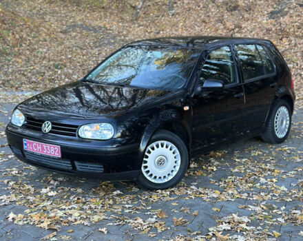 Черный Фольксваген Гольф, объемом двигателя 1.39 л и пробегом 231 тыс. км за 3799 $, фото 87 на Automoto.ua