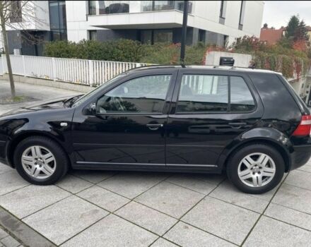 Черный Фольксваген Гольф, объемом двигателя 1.9 л и пробегом 240 тыс. км за 1100 $, фото 9 на Automoto.ua