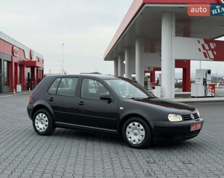 Черный Фольксваген Гольф, объемом двигателя 1.39 л и пробегом 267 тыс. км за 4150 $, фото 19 на Automoto.ua