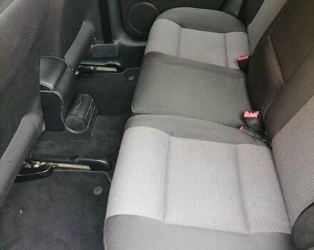 Чорний Фольксваген Гольф, об'ємом двигуна 1.6 л та пробігом 215 тис. км за 4700 $, фото 5 на Automoto.ua