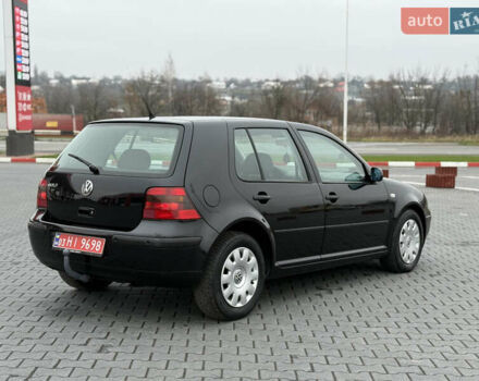 Черный Фольксваген Гольф, объемом двигателя 1.39 л и пробегом 267 тыс. км за 4150 $, фото 28 на Automoto.ua