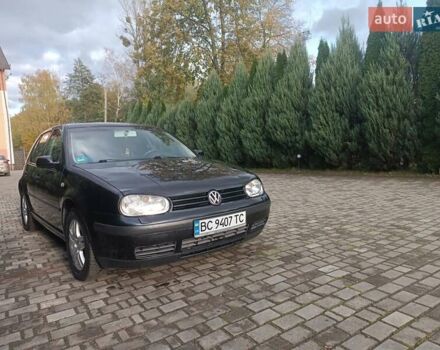 Черный Фольксваген Гольф, объемом двигателя 1.6 л и пробегом 227 тыс. км за 4550 $, фото 11 на Automoto.ua