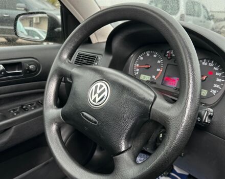 Черный Фольксваген Гольф, объемом двигателя 1.4 л и пробегом 238 тыс. км за 4300 $, фото 11 на Automoto.ua