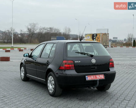 Черный Фольксваген Гольф, объемом двигателя 1.39 л и пробегом 267 тыс. км за 4150 $, фото 26 на Automoto.ua
