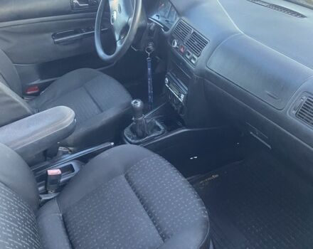 Черный Фольксваген Гольф, объемом двигателя 1.9 л и пробегом 308 тыс. км за 1999 $, фото 5 на Automoto.ua