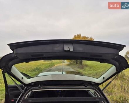 Черный Фольксваген Гольф, объемом двигателя 1.39 л и пробегом 232 тыс. км за 3950 $, фото 16 на Automoto.ua