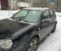 Черный Фольксваген Гольф, объемом двигателя 1.6 л и пробегом 330 тыс. км за 3500 $, фото 1 на Automoto.ua
