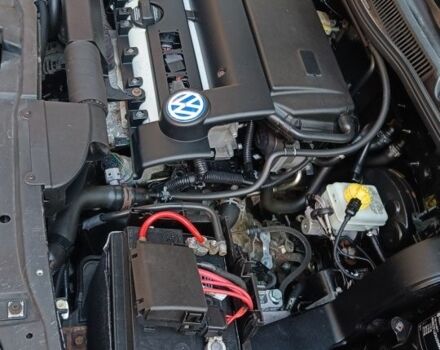 Черный Фольксваген Гольф, объемом двигателя 1.4 л и пробегом 247 тыс. км за 4500 $, фото 3 на Automoto.ua