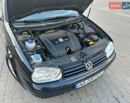 Черный Фольксваген Гольф, объемом двигателя 1.6 л и пробегом 251 тыс. км за 5500 $, фото 11 на Automoto.ua