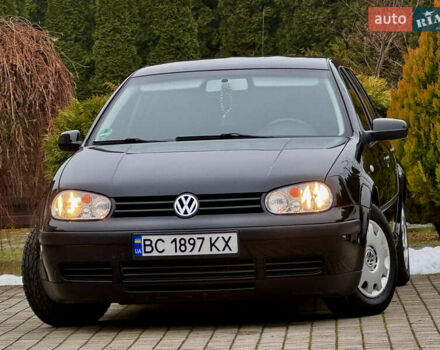 Черный Фольксваген Гольф, объемом двигателя 1.39 л и пробегом 197 тыс. км за 3997 $, фото 2 на Automoto.ua