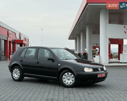 Черный Фольксваген Гольф, объемом двигателя 1.39 л и пробегом 267 тыс. км за 4150 $, фото 3 на Automoto.ua