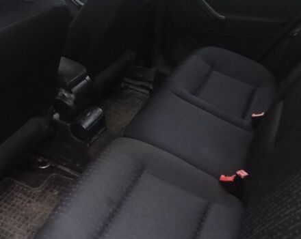 Чорний Фольксваген Гольф, об'ємом двигуна 1 л та пробігом 400 тис. км за 2000 $, фото 7 на Automoto.ua