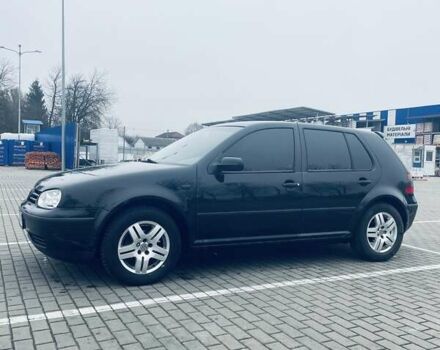 Черный Фольксваген Гольф, объемом двигателя 1.6 л и пробегом 288 тыс. км за 4300 $, фото 6 на Automoto.ua