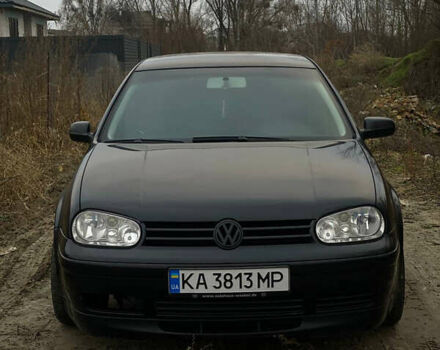 Черный Фольксваген Гольф, объемом двигателя 1.6 л и пробегом 274 тыс. км за 4600 $, фото 1 на Automoto.ua