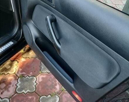 Чорний Фольксваген Гольф, об'ємом двигуна 1.6 л та пробігом 215 тис. км за 4700 $, фото 1 на Automoto.ua