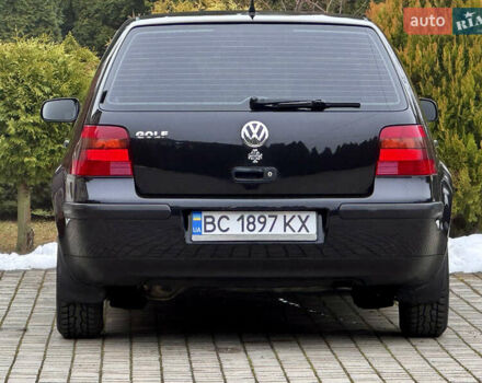 Черный Фольксваген Гольф, объемом двигателя 1.39 л и пробегом 197 тыс. км за 3997 $, фото 13 на Automoto.ua